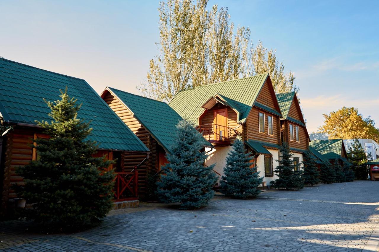Hotel Gostiniy Dvor Non-Stop Jersón Exterior foto
