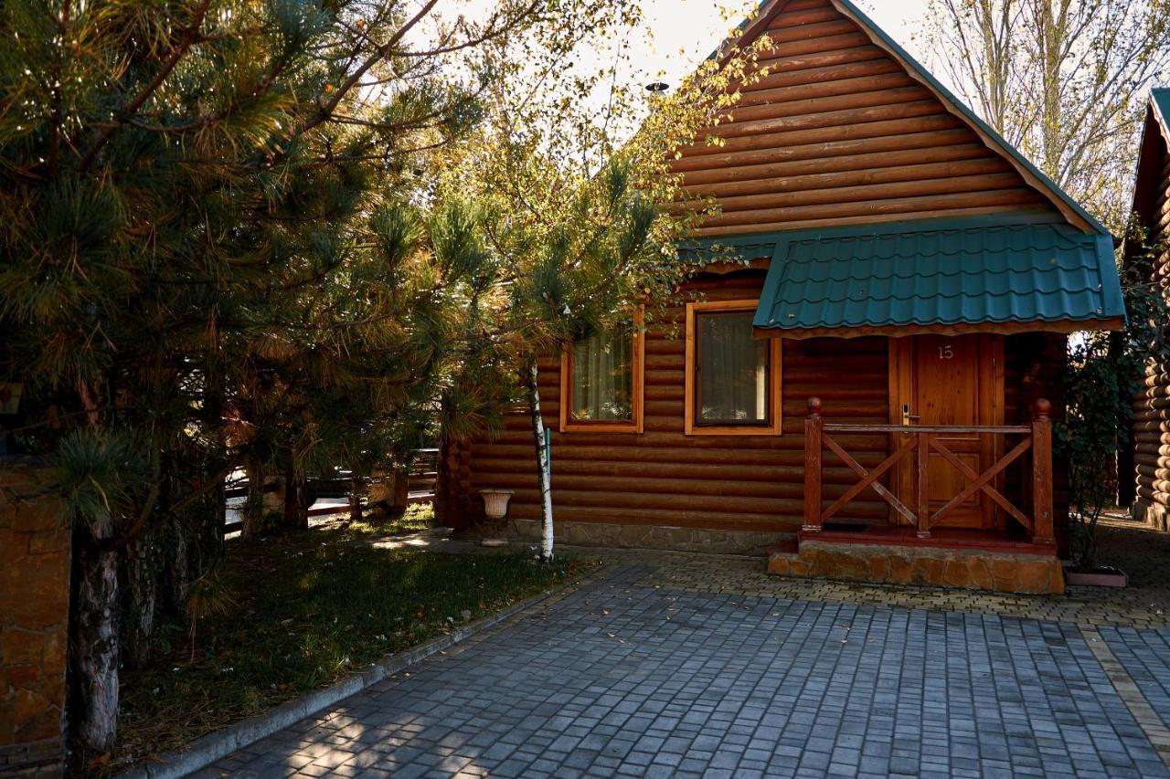 Hotel Gostiniy Dvor Non-Stop Jersón Exterior foto